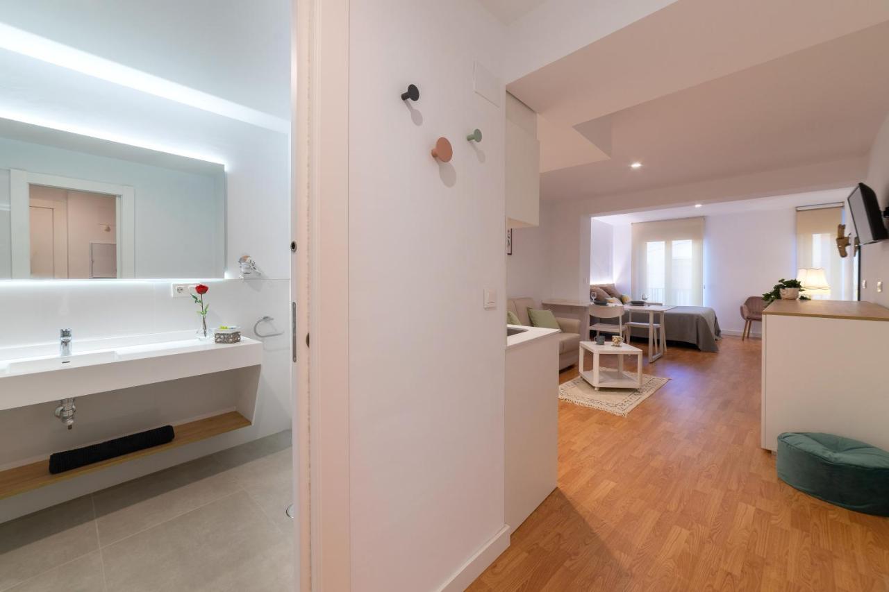 Apartamentos Turisticos Torres De Santiago Úbeda Buitenkant foto