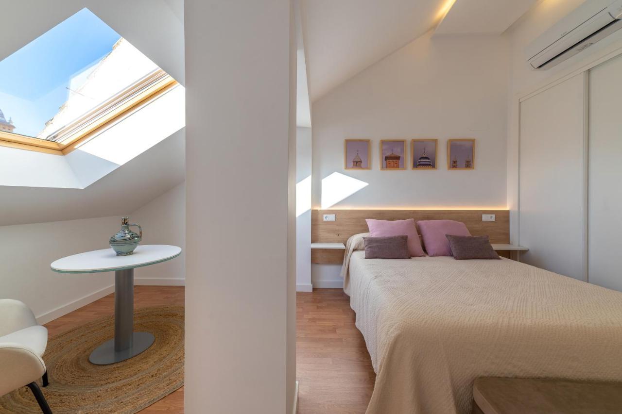 Apartamentos Turisticos Torres De Santiago Úbeda Buitenkant foto